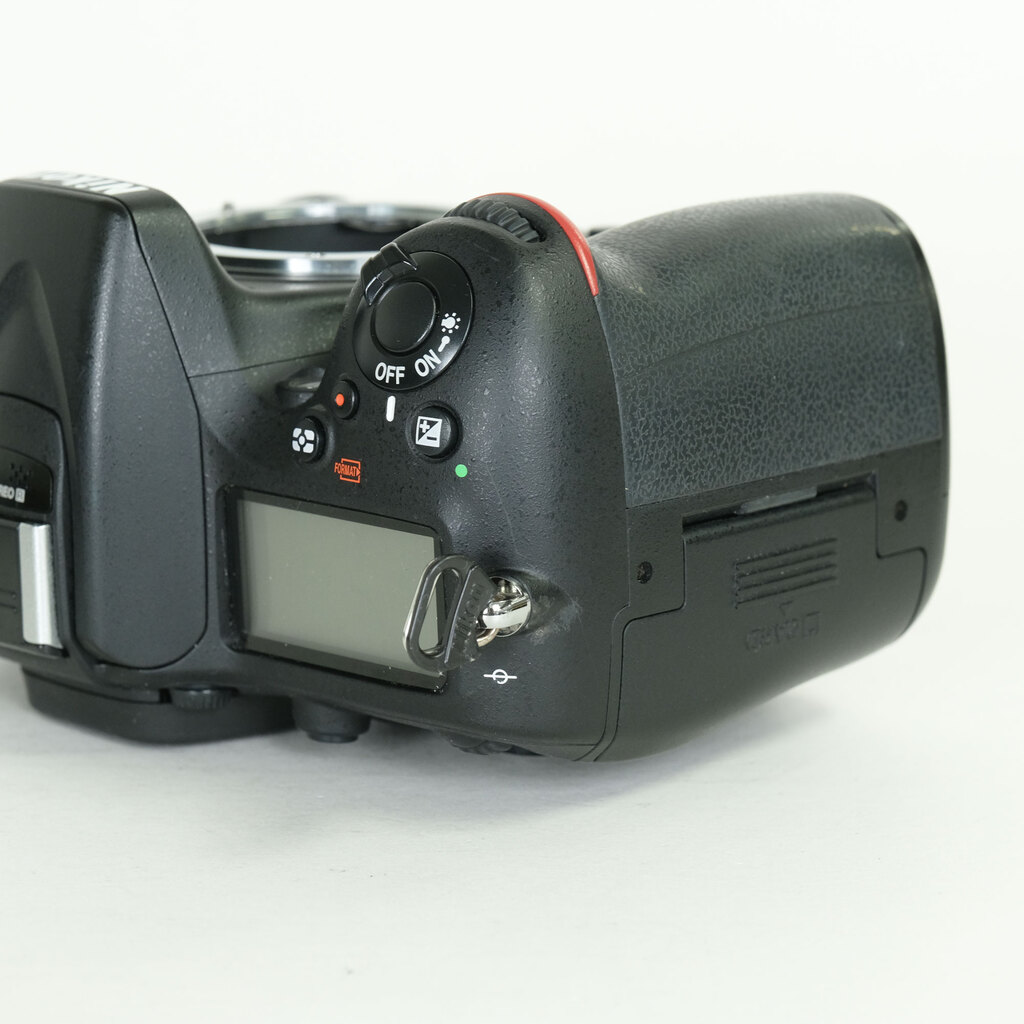 Nikon D7100