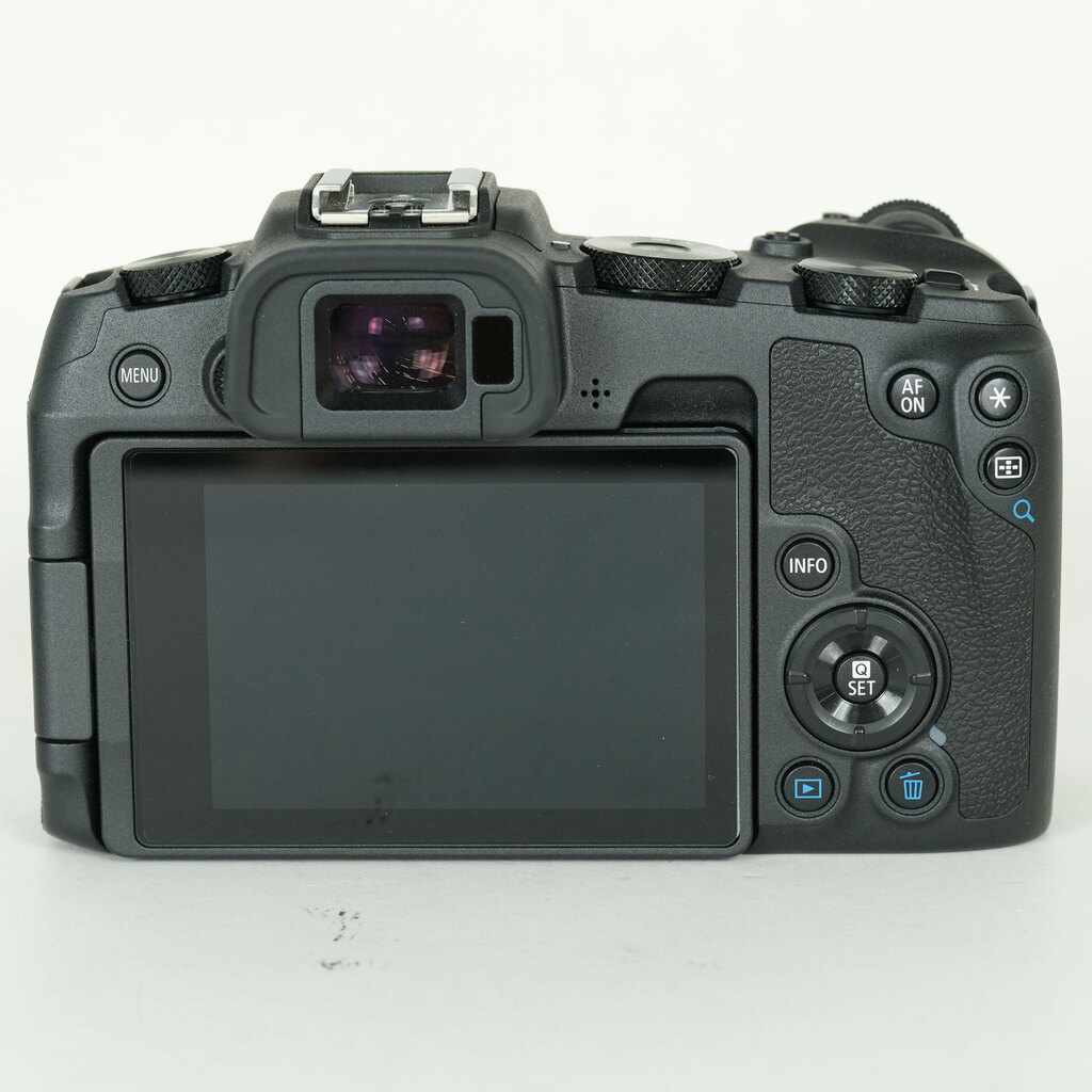 Canon EOS RP [�{�f�B]
