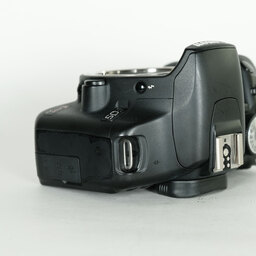 Canon EOS Kiss X3 ボディ