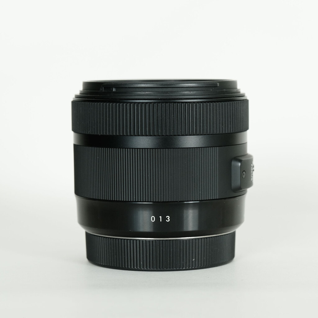 SIGMA 30mm F1.4 DC HSM | Art [キヤノン用]