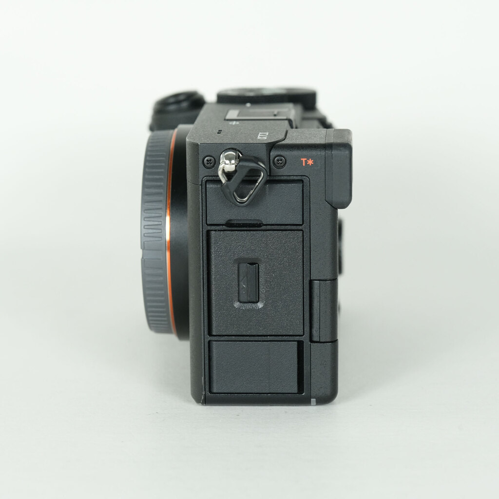 SONY ��7C II�iILCE-7CM2�j [�{�f�B �u���b�N]