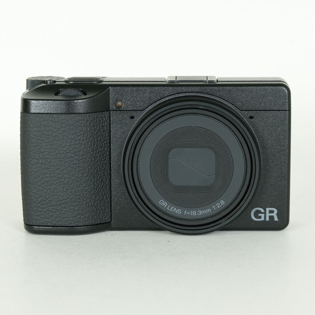 RICOH GR IV