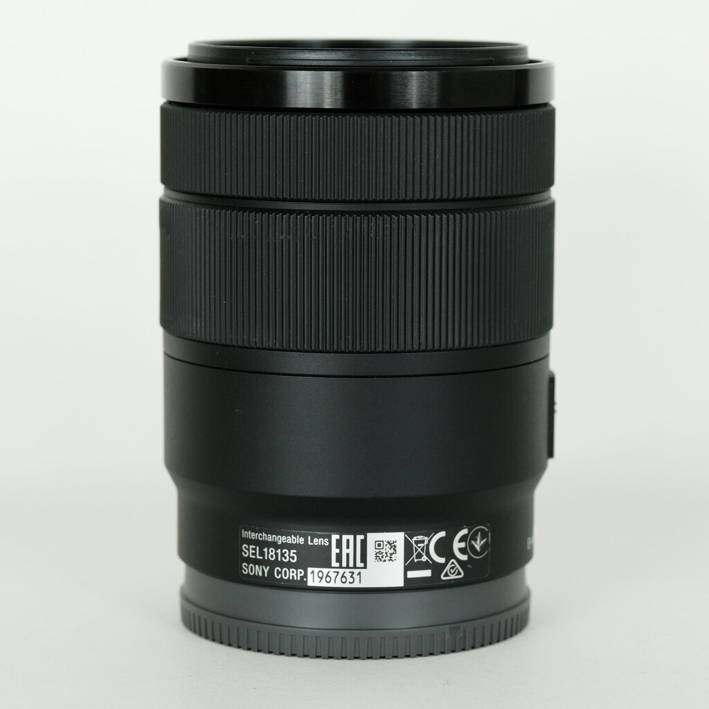 SONY E 18-135mm F3.5-5.6 OSS SEL18135