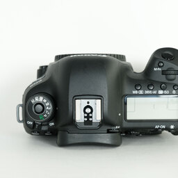 Canon EOS 5D Mark IV