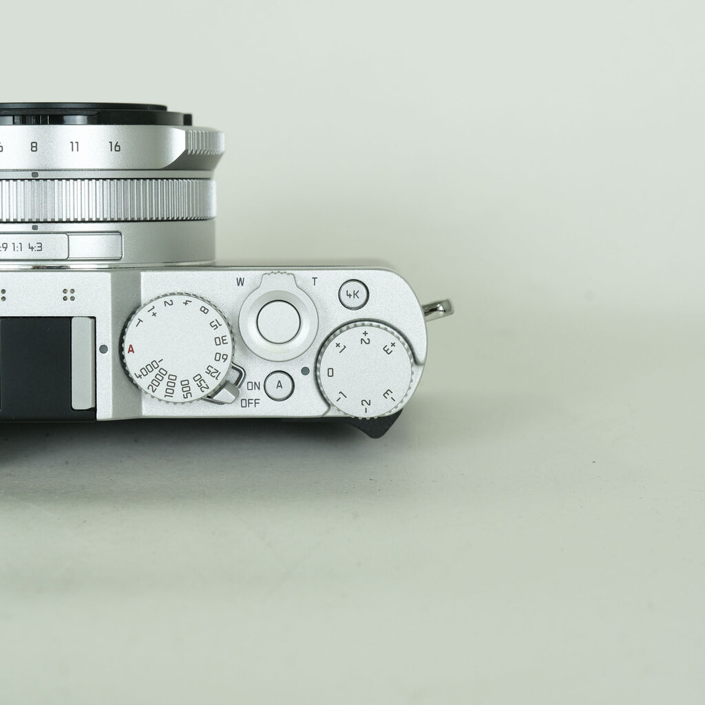 LEICA D-LUX7 シルバー