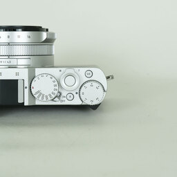 LEICA D-LUX7 シルバー
