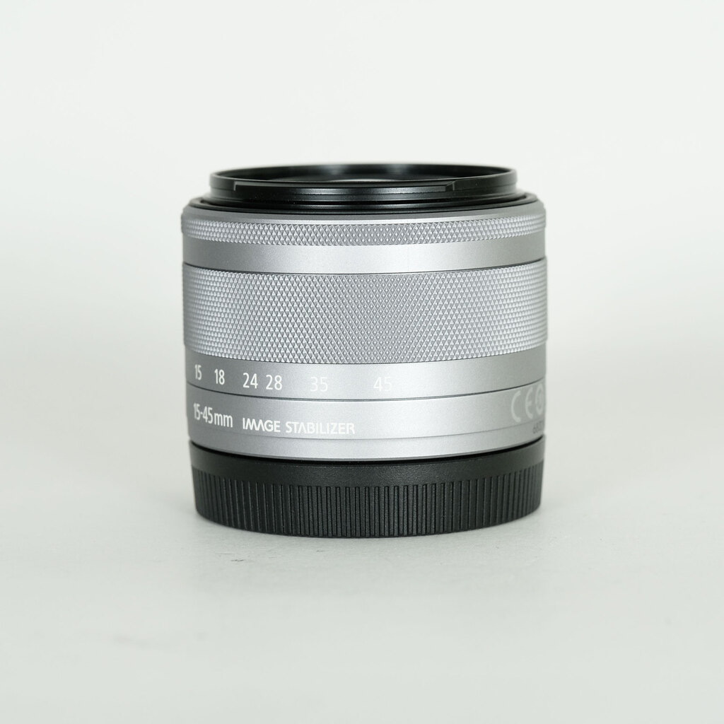 Canon EF-M15-45mm F3.5-6.3 IS STM