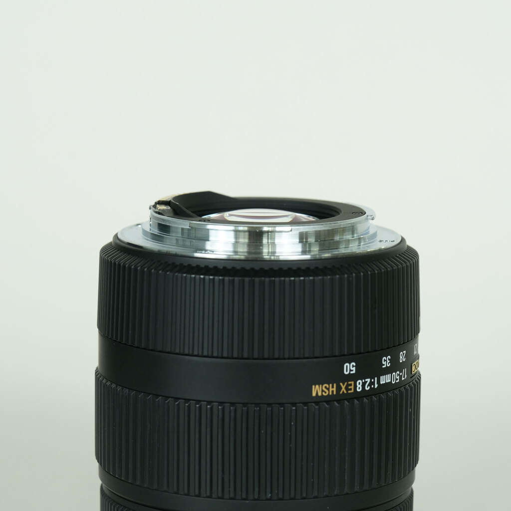 SIGMA 17-50mm F2.8 EX DC OS HSM (キヤノンEF用)