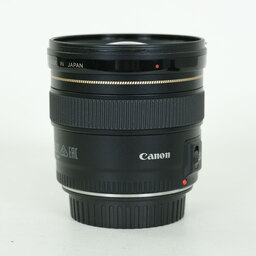 Canon EF20mm F2.8 USM Canon EF20mm F2.8 USM
