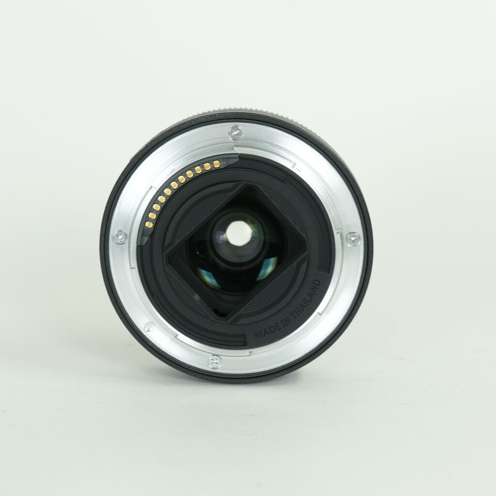 Nikon NIKKOR Z 26mm f/2.8 Nikon NIKKOR Z 26mm f/2.8