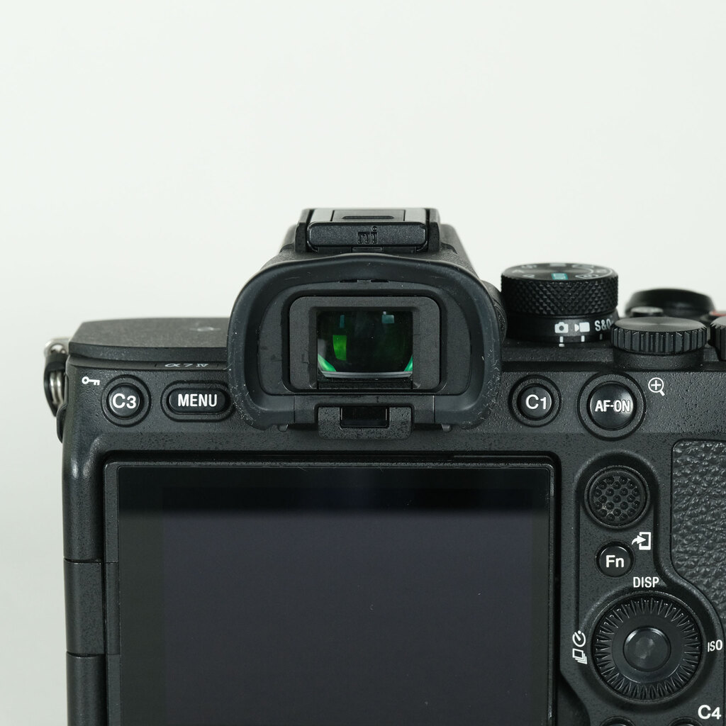SONY α7 IV（ILCE-7M4）の出品 | ONE SCENE（ワンシーン）