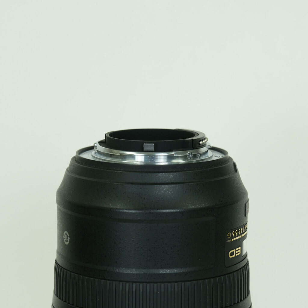 Nikon AF-S VR Zoom-Nikkor 70-300mm F4.5-5.6G IF-ED