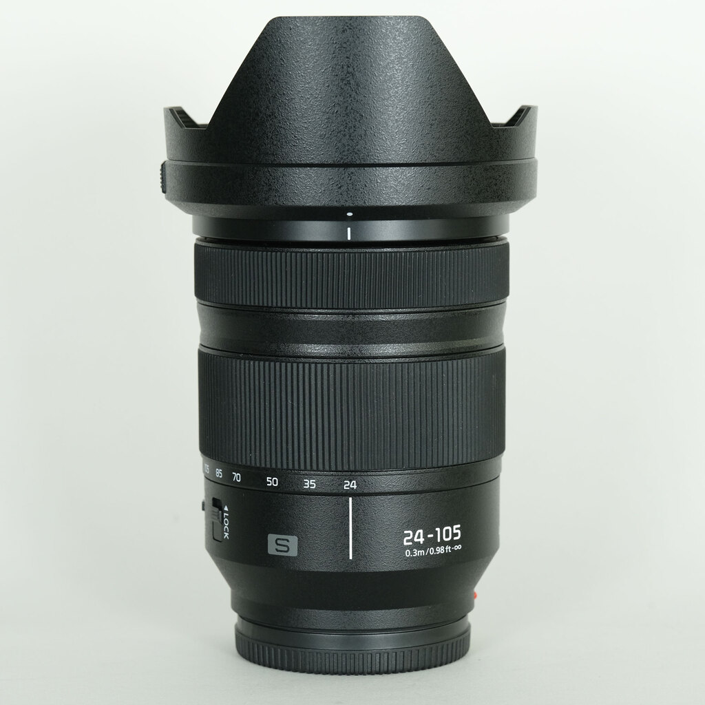Panasonic LUMIX S 24-105mm F4 MACRO O.I.S.