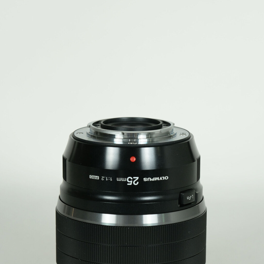 OLYMPUS M.ZUIKO DIGITAL ED 25mm F1.2 PRO