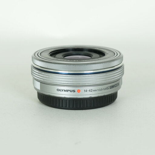 OLYMPUS M.ZUIKO DIGITAL ED 14-42mm F3.5-5.6 EZ シルバー