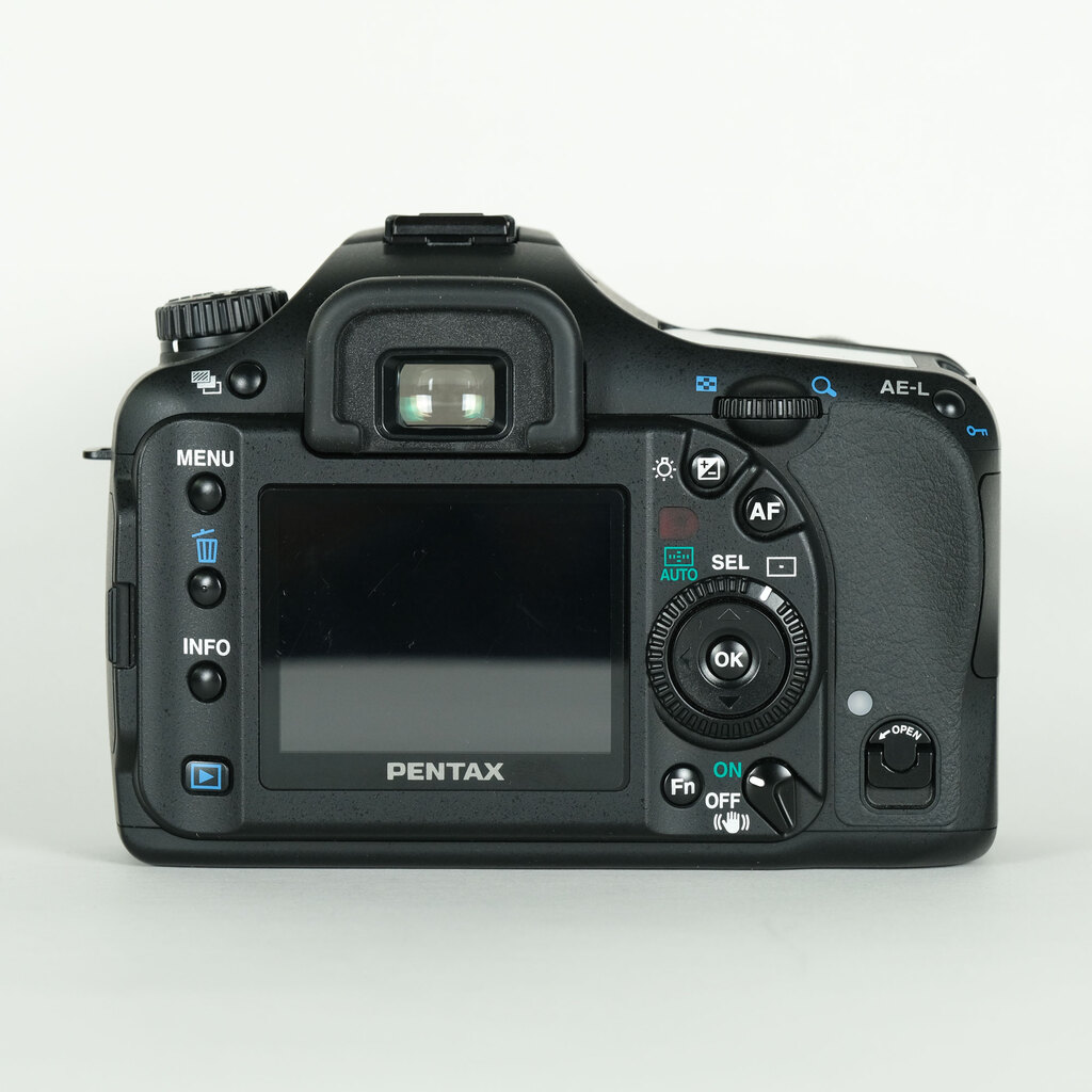 PENTAX K10D ボディの出品 | ONE SCENE（ワンシーン）