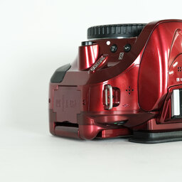 Nikon D5200 ボディ レッド Nikon D5200 ボディ レッド