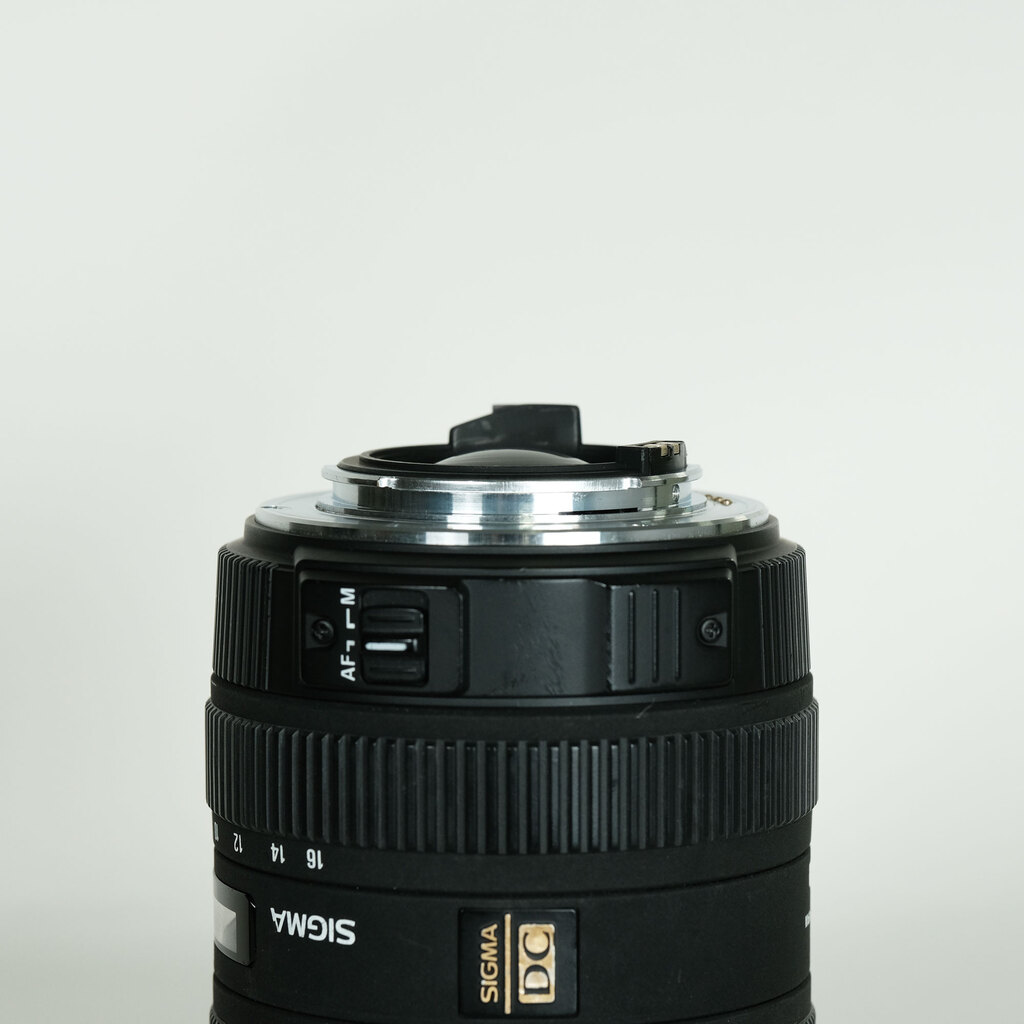 SIGMA 8-16mm F4.5-5.6DC HSM (ペンタックス用)