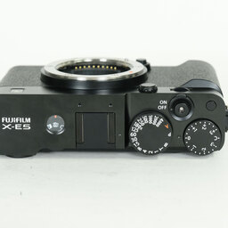 FUJIFILM X-E5