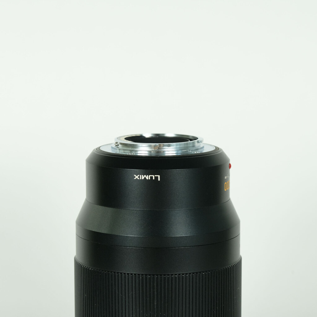 Panasonic LEICA DG VARIO-ELMARIT 50-200mm / F2.8-4.0 ASPH. / POWER O.I.S. Panasonic LEICA DG VARIO-ELMARIT 50-200mm / F2.8-4.0 ASPH. / POWER O.I.S.