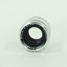Carl Zeiss Planar T* 2.0/50 ZM シルバー