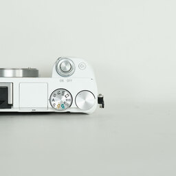 SONY α6000（ILCE-6000）