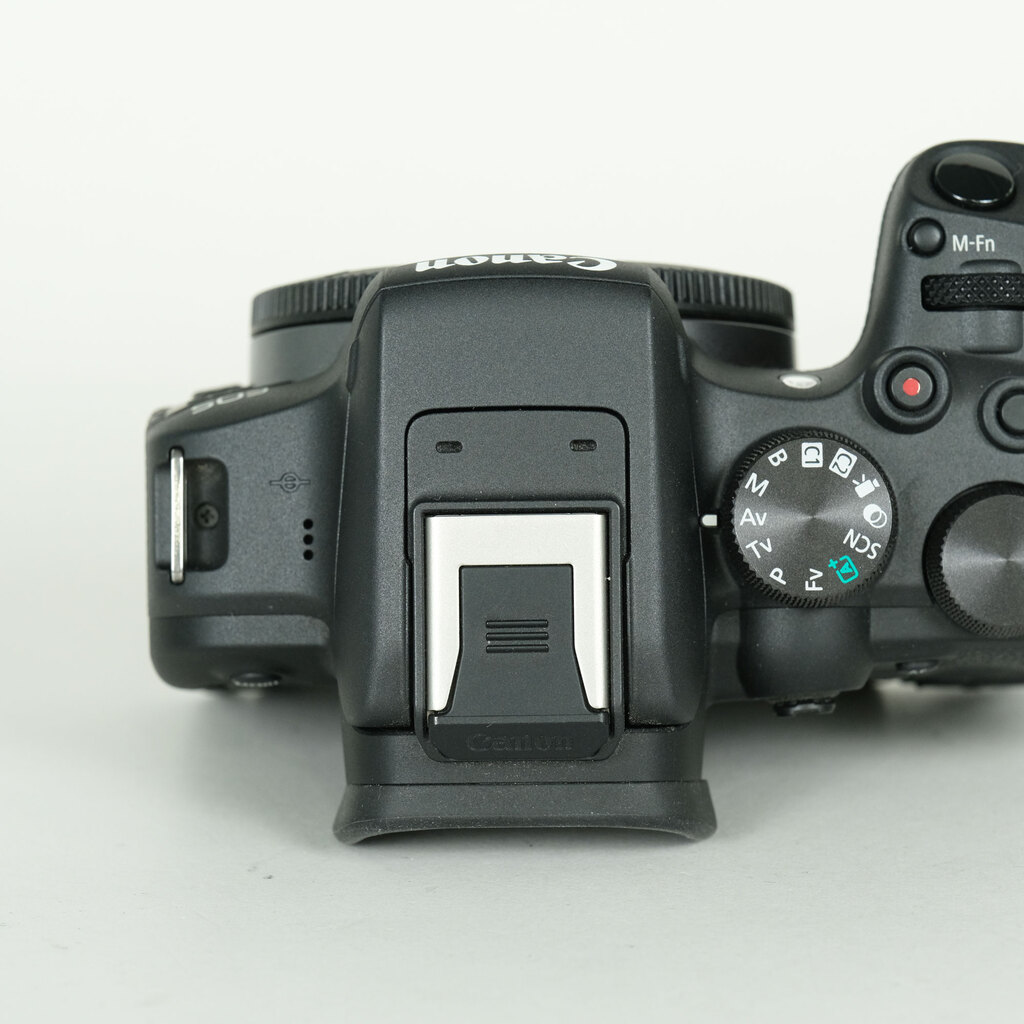 Canon EOS R10 Canon EOS R10