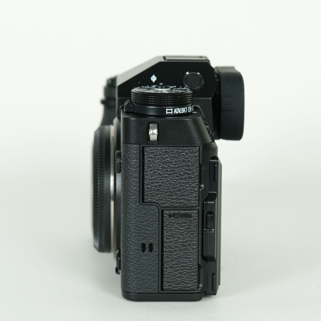FUJIFILM X-T5 [�{�f�B �u���b�N]