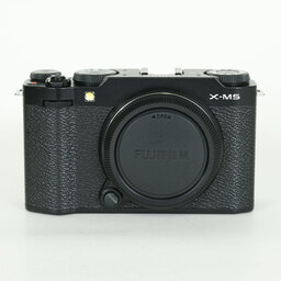 FUJIFILM X-M5