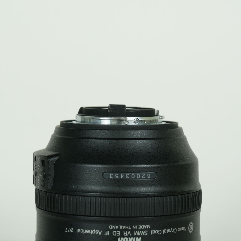 Nikon AF-S NIKKOR 24-120mm f/4G ED VR Nikon AF-S NIKKOR 24-120mm f/4G ED VR