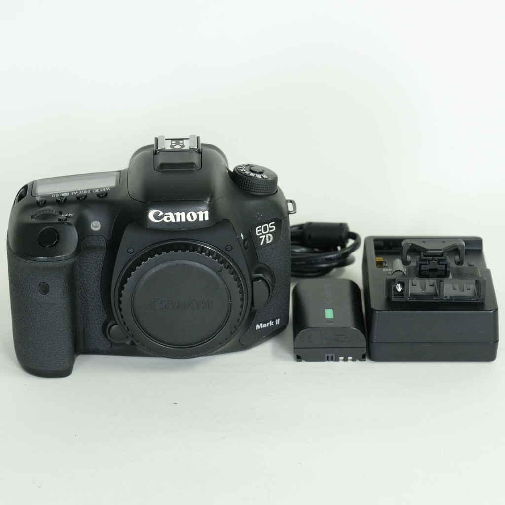 Canon EOS 7D Mark II