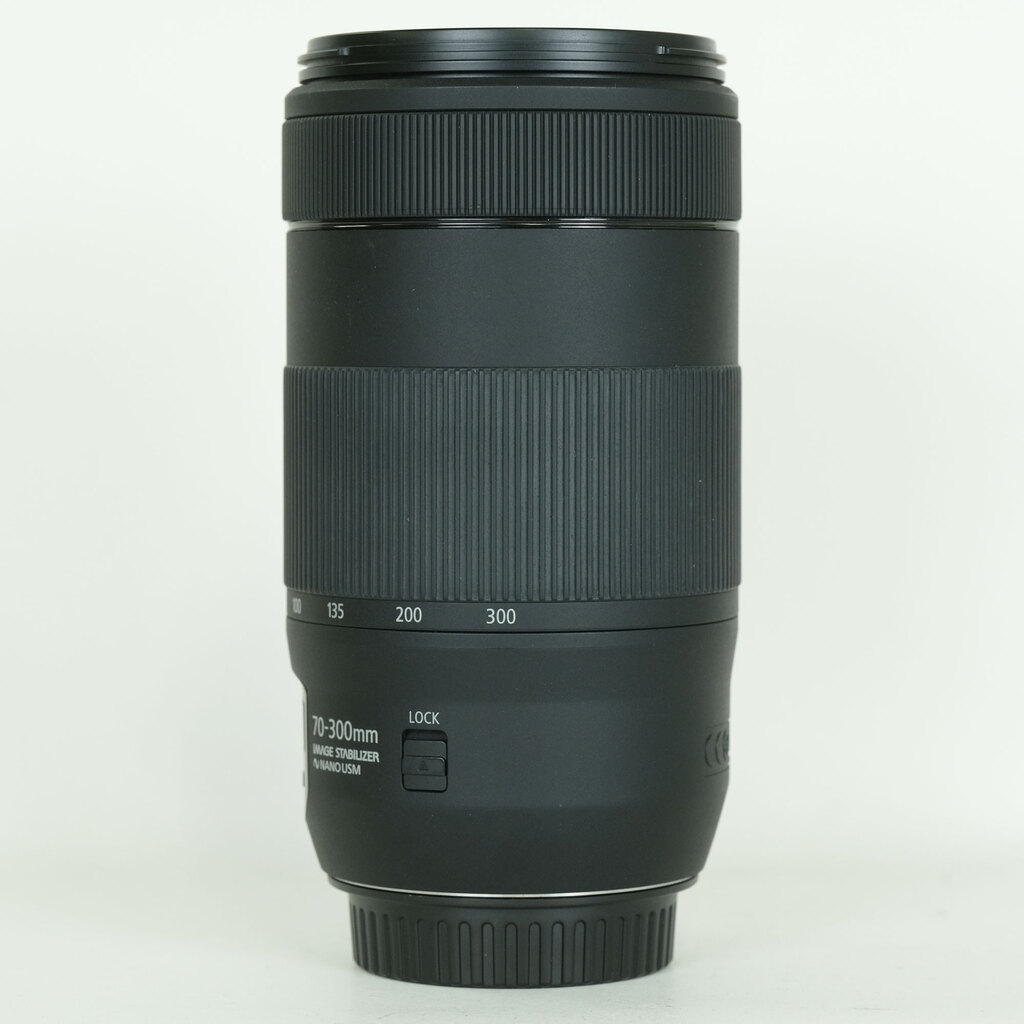 Canon EF70-300mm F4-5.6 IS II USM Canon EF70-300mm F4-5.6 IS II USM