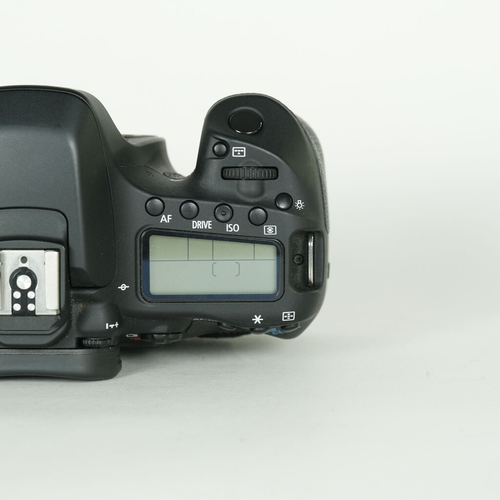 Canon EOS 80D Canon EOS 80D