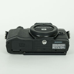 OLYMPUS OM-D E-M10 Mark II