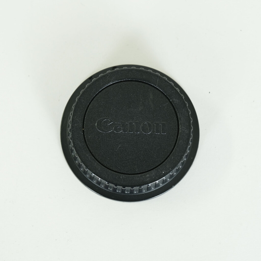 Canon EF-S10-22mm F3.5-4.5 USM Canon EF-S10-22mm F3.5-4.5 USM