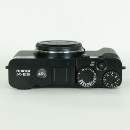 FUJIFILM X-E5