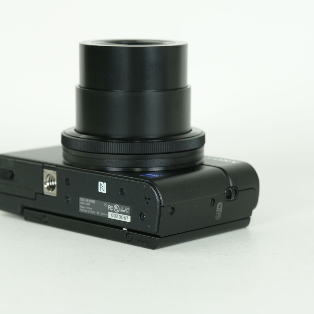 SONY Cyber-shot DSC-RX100M2