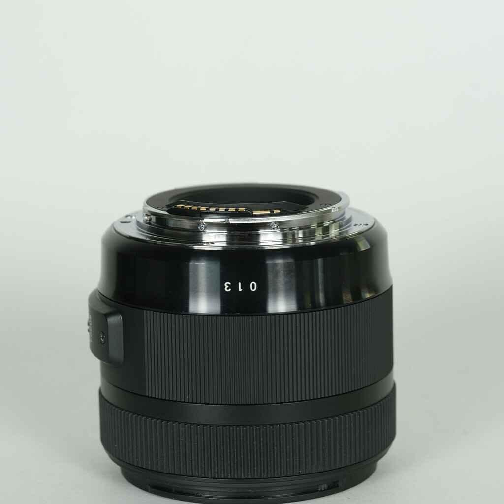 SIGMA 30mm F1.4 DC HSM | Art [キヤノン用]