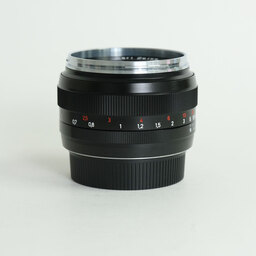 Carl Zeiss Planar T* 50mm F1.4 ZE [キヤノンEF用]