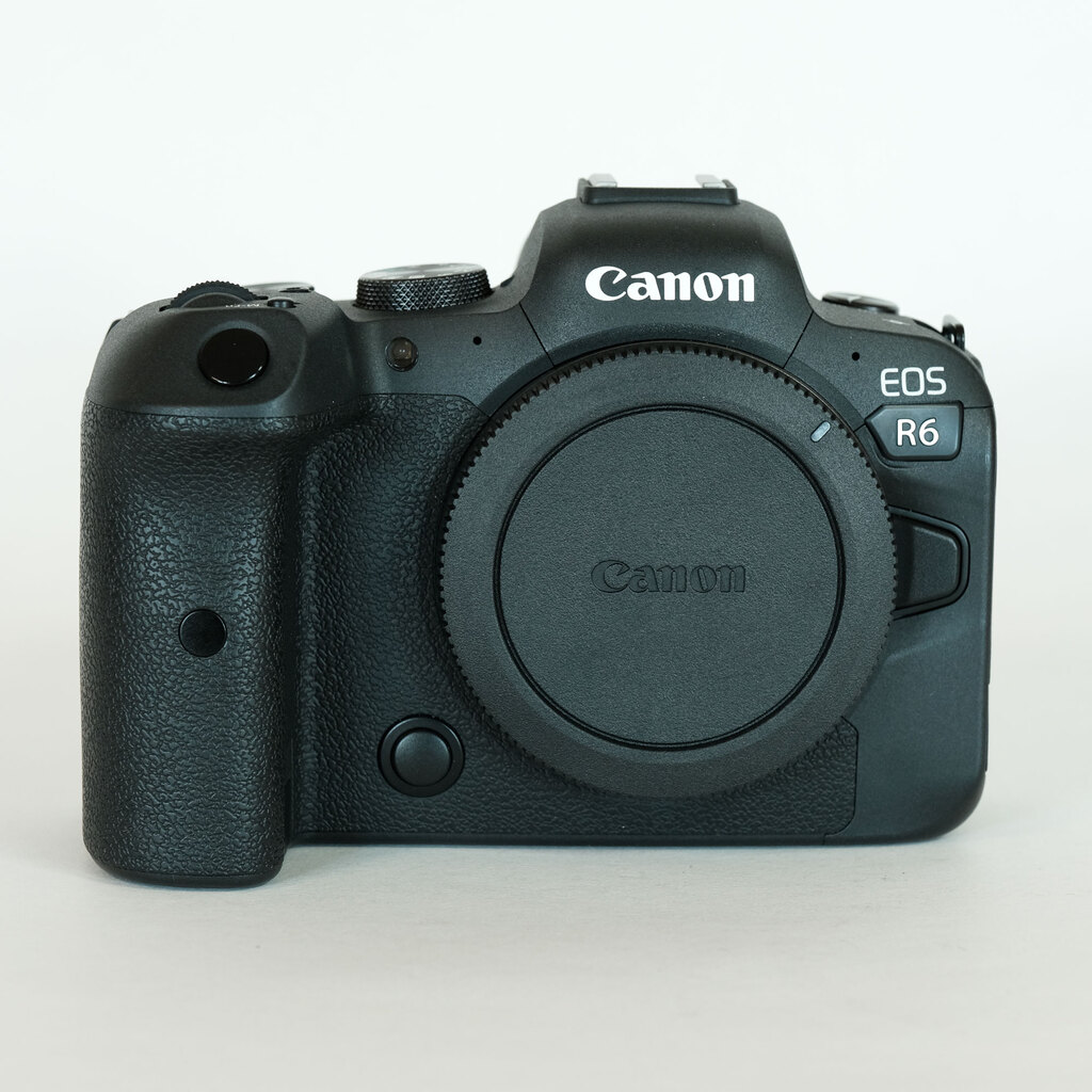 Canon EOS R6