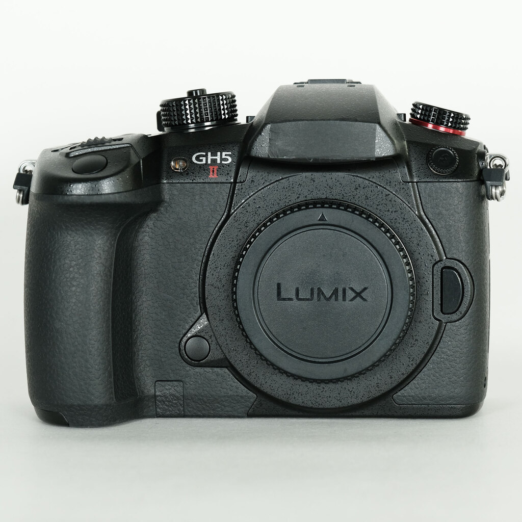Panasonic LUMIX DC-GH5M2