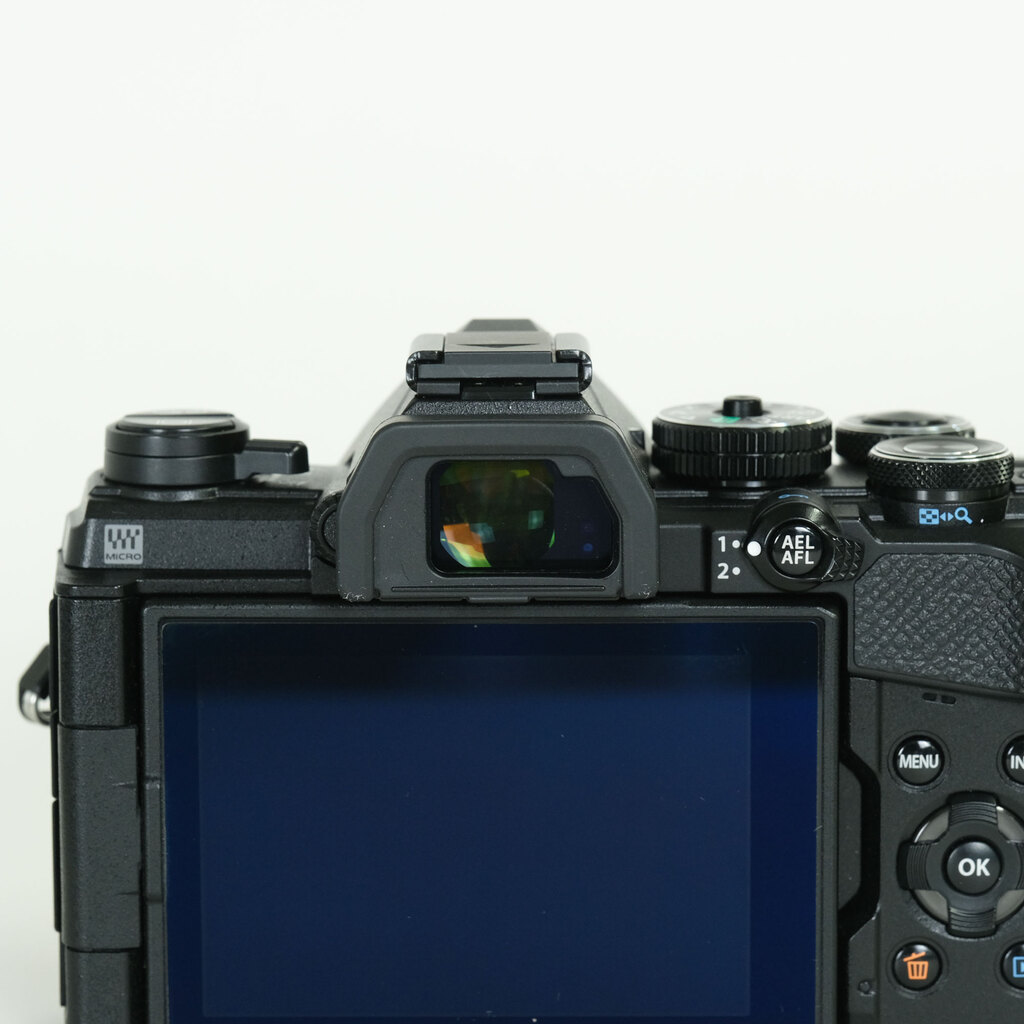 OM SYSTEM OM-5
