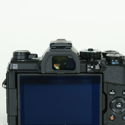 OM SYSTEM OM-5