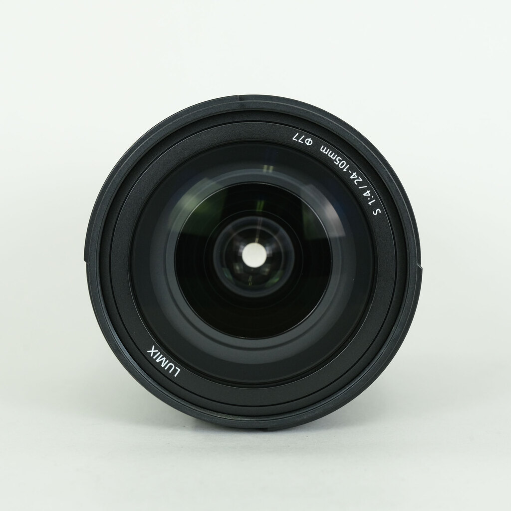 Panasonic LUMIX S 24-105mm F4 MACRO O.I.S.