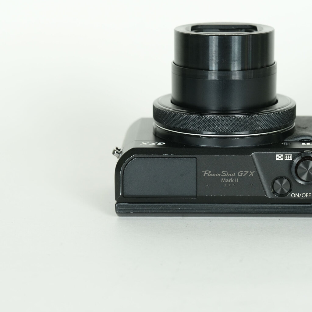 Canon PowerShot G7X Mark II