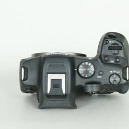 Canon EOS R7 Canon EOS R7