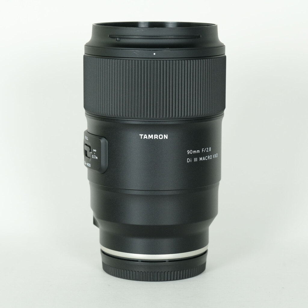 TAMRON 90mm F/2.8 Di III MACRO VXD [ソニーE用]の出品 | ONE SCENE
