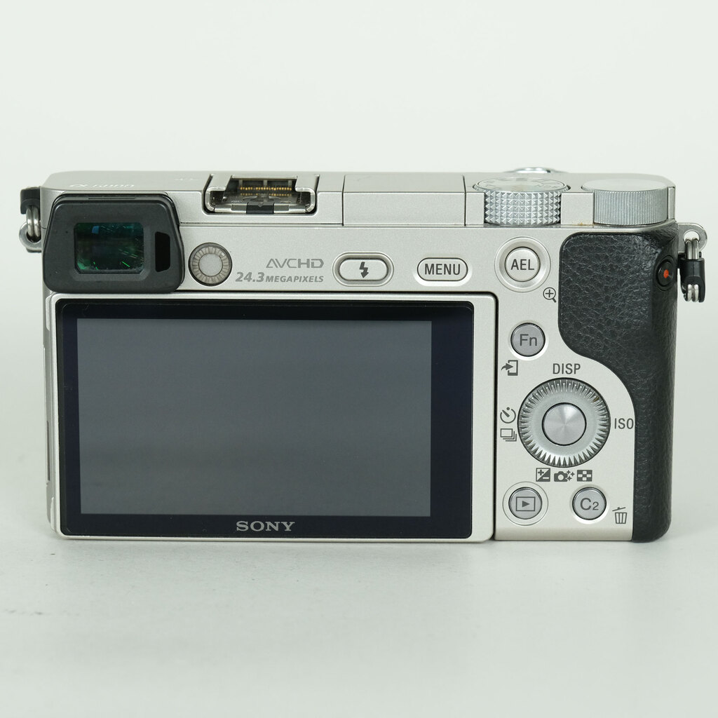 SONY α6000（ILCE-6000）の出品 | ONE SCENE（ワンシーン）