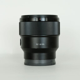 SONY FE 85mm F1.8 SEL85F18