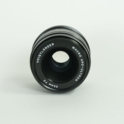 Voigtlander MACRO APO-ULTRON 35mm F2 [フジフイルムX用]